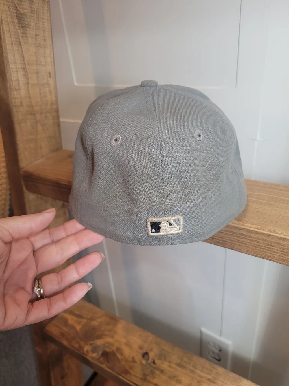 MLB | Atlanta Braves Baseball Hat | 6 1/2